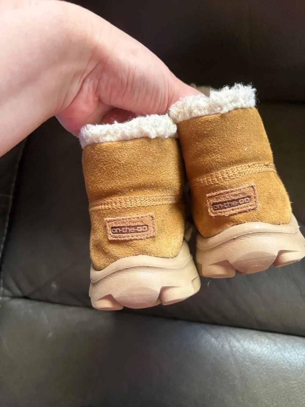 Sketchers on the go chestnut with fleece lined slip in boots